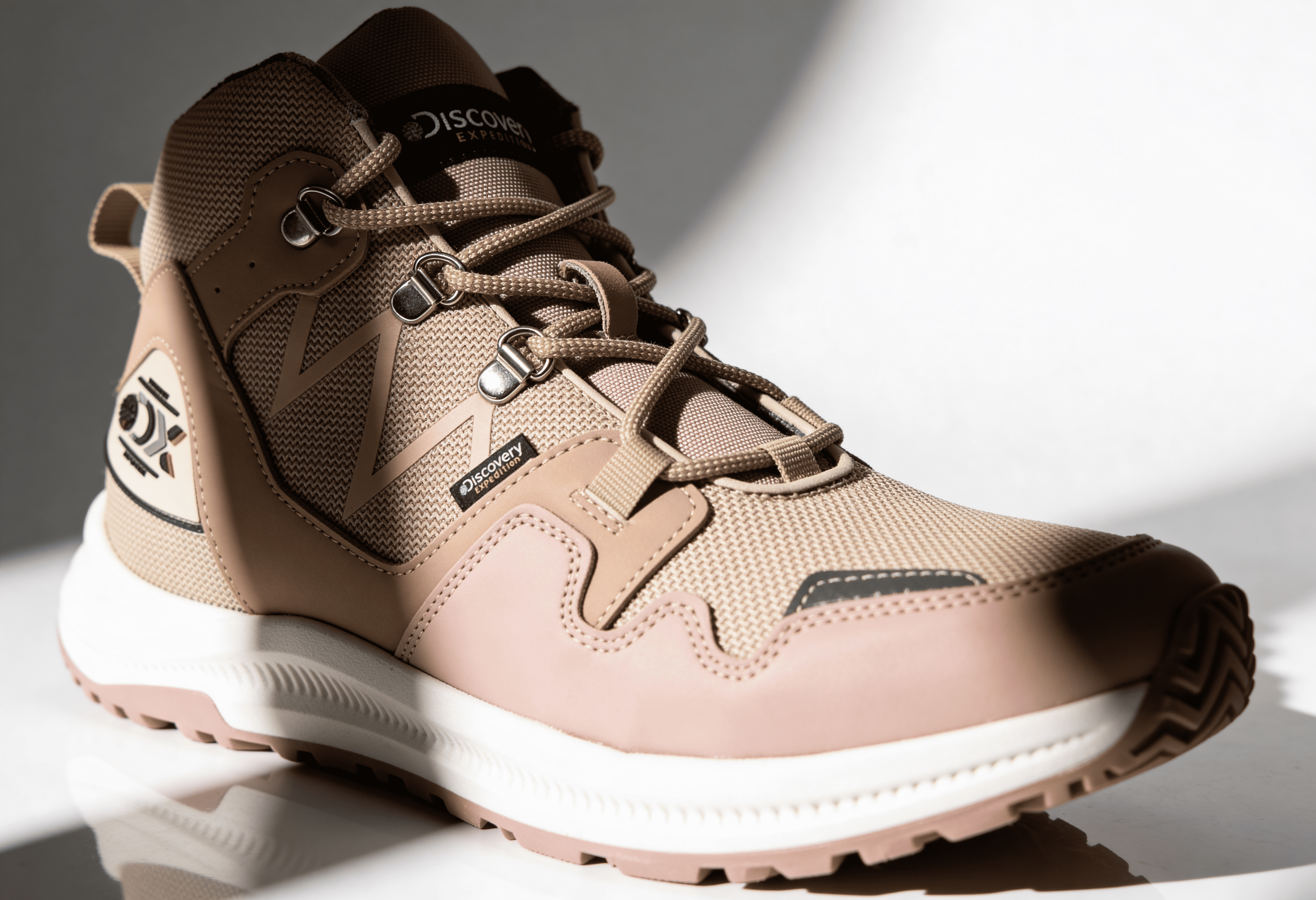 Bota Outdoor Discovery Montsant Pink 2471 Dama